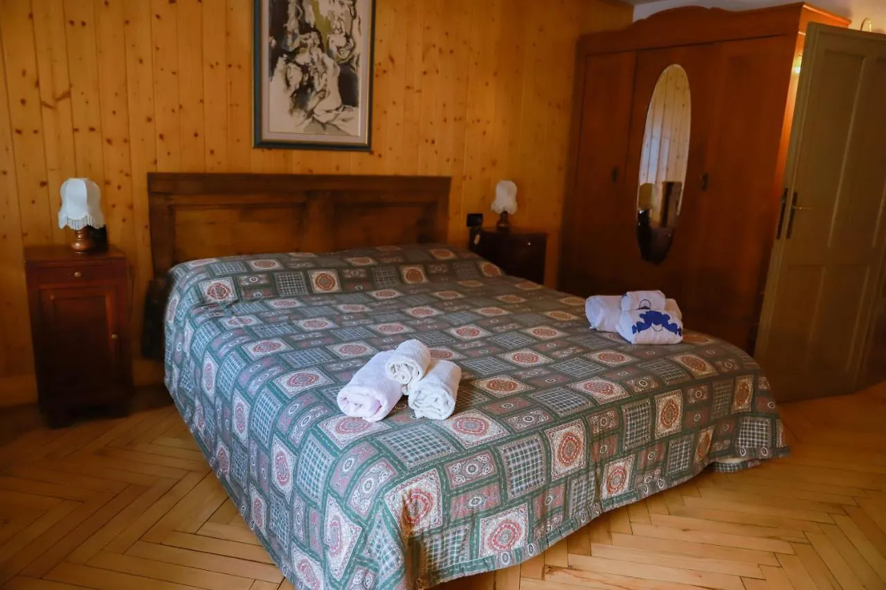 Apartment Col De Rif Piccolo Appartamento Storico Dolomiti Falcade Italy